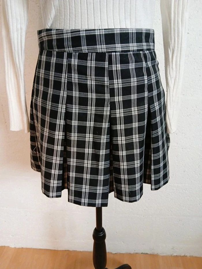 🖤 Jupe courte plissée à carreaux – H&M – Taille 42 – Très bon état
