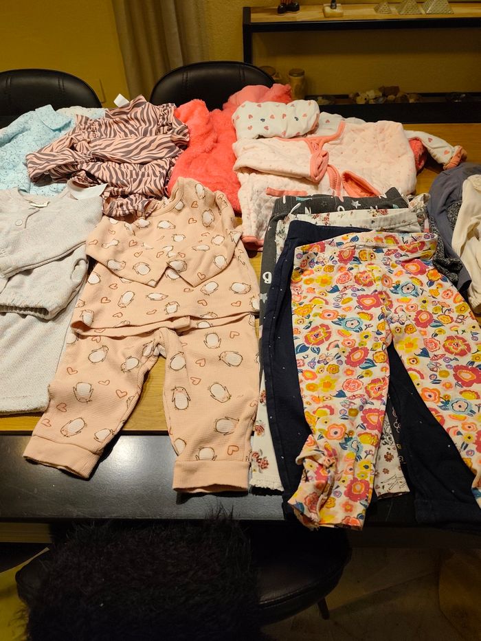 Lot de vêtements pour bébé age 12 mois - photo numéro 5