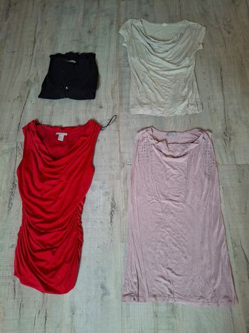 Lot de 3 tee shirts et 1 gilet taille S
