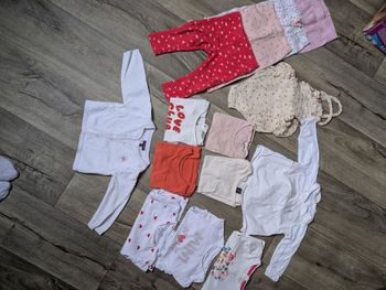 Lot vêtements fille 12 mois