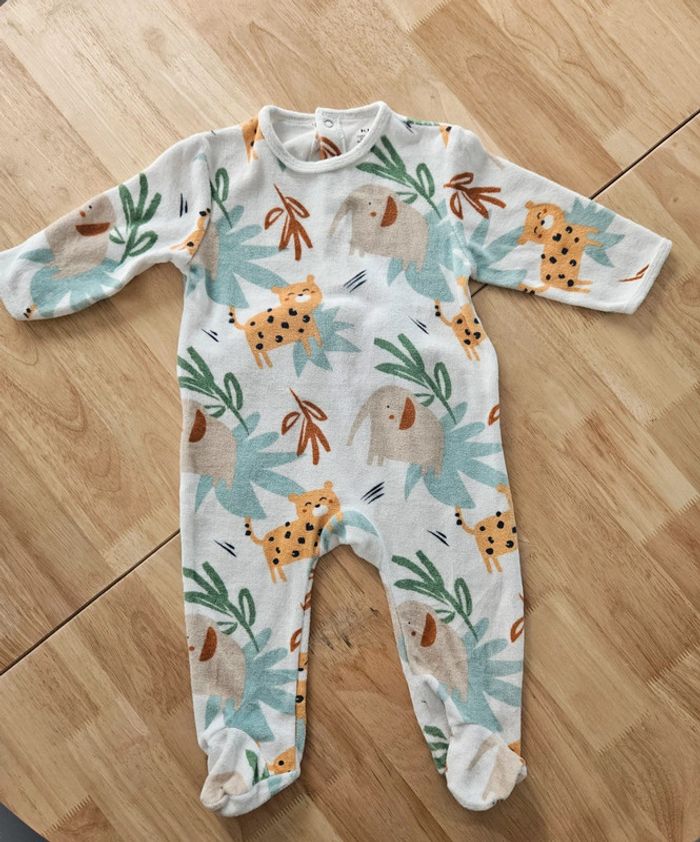 Lot de 4 pyjamas chaud 12 Mois - photo numéro 2