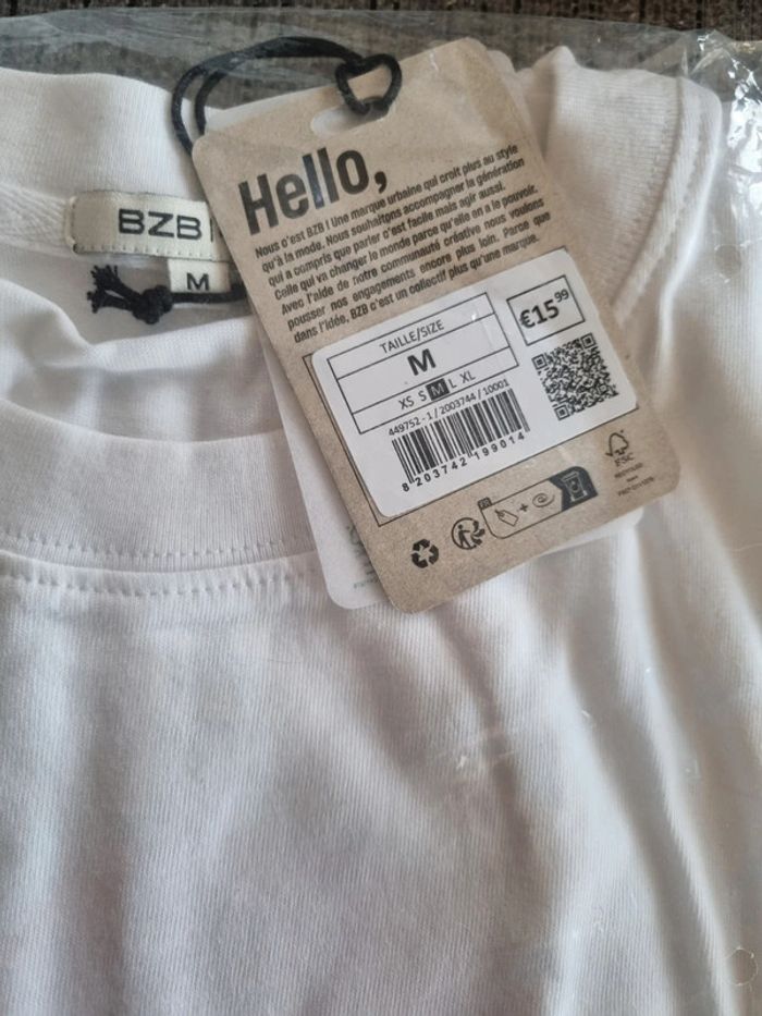 T shirt   M - photo numéro 2