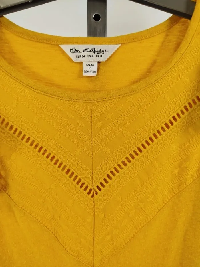 T-shirt brodé ajouré taille couleur jaune moutarde - Taille S - A166 - photo numéro 3