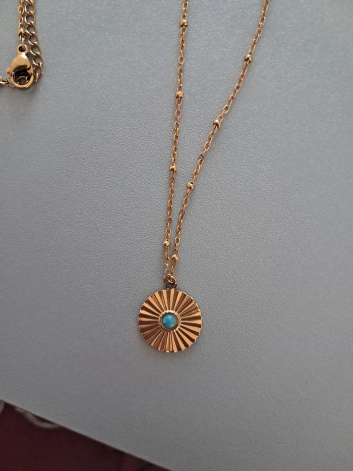 Collier pendentif perle bleue - photo numéro 2