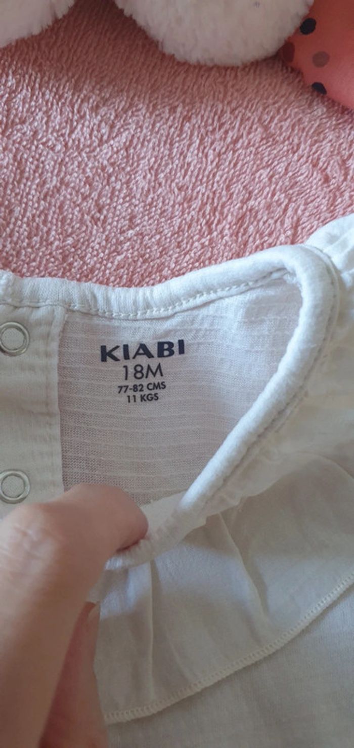 Tee-shirt Kiabi col pierrot taille 18 mois - photo numéro 4