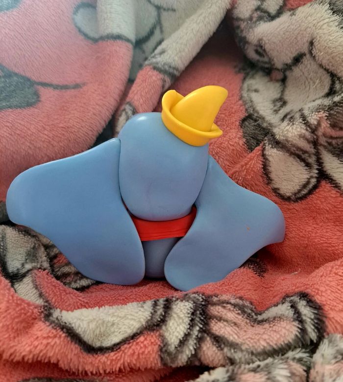 Figurine Dumbo - photo numéro 4