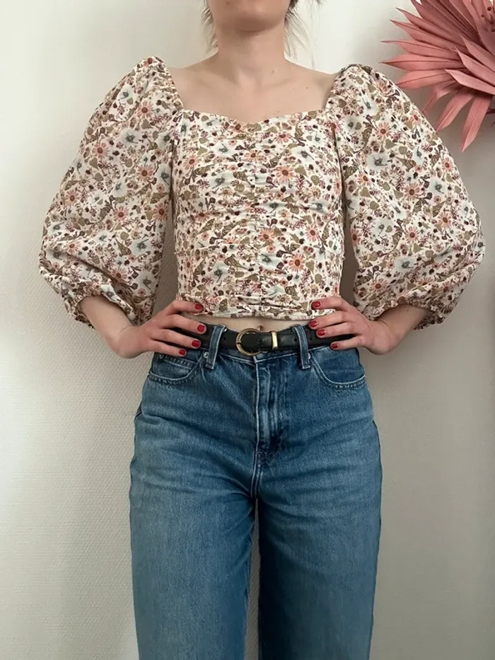 Haut fleuri vintage