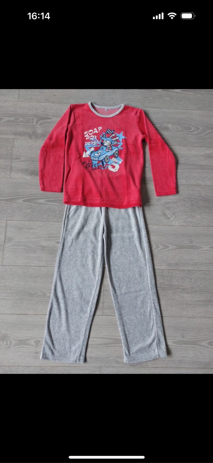 Pyjama taille 8 ans