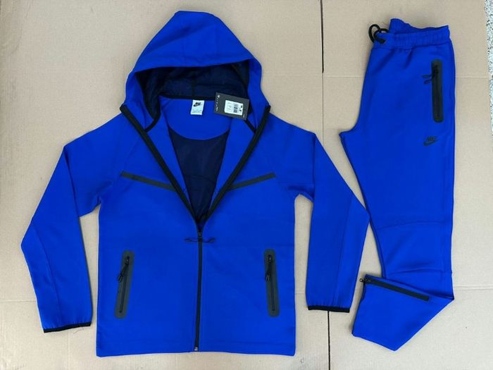 Nike tech - photo numéro 2