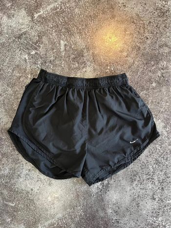 Short sport noir femme Nike taille M Pantalón corto deportivo mujer Pantaloncino donna Damen