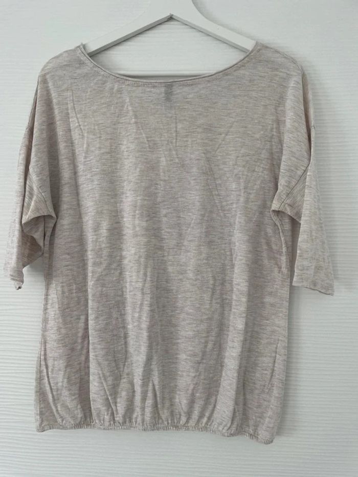 Haut t-shirt beige crème motifs imprimés féérique violet lila avec manches 3/4 - photo numéro 5