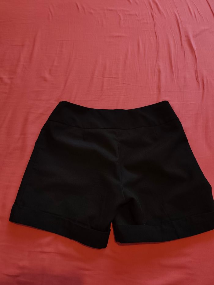 Short habillé - photo numéro 2