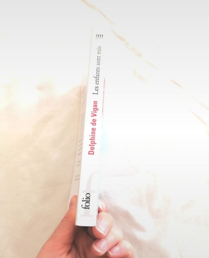 Livre les enfants sont rois de Delphine de Vigan - photo numéro 3
