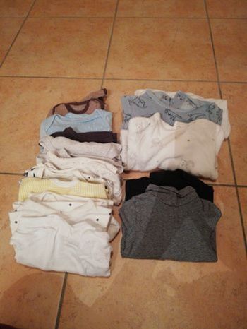 Lot pyjamas et bodies