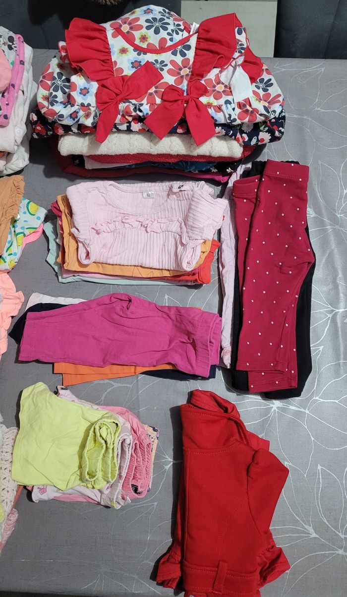 Lot bébé fille Taille 6 mois - photo numéro 2