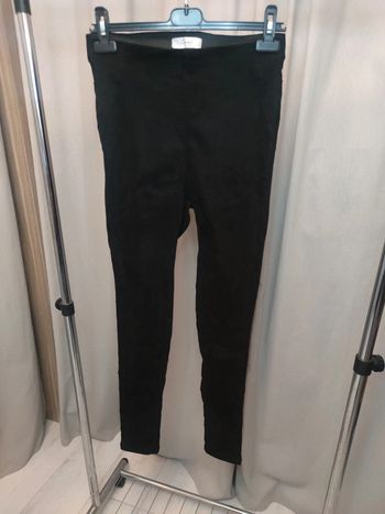 Pantalon moulant daim