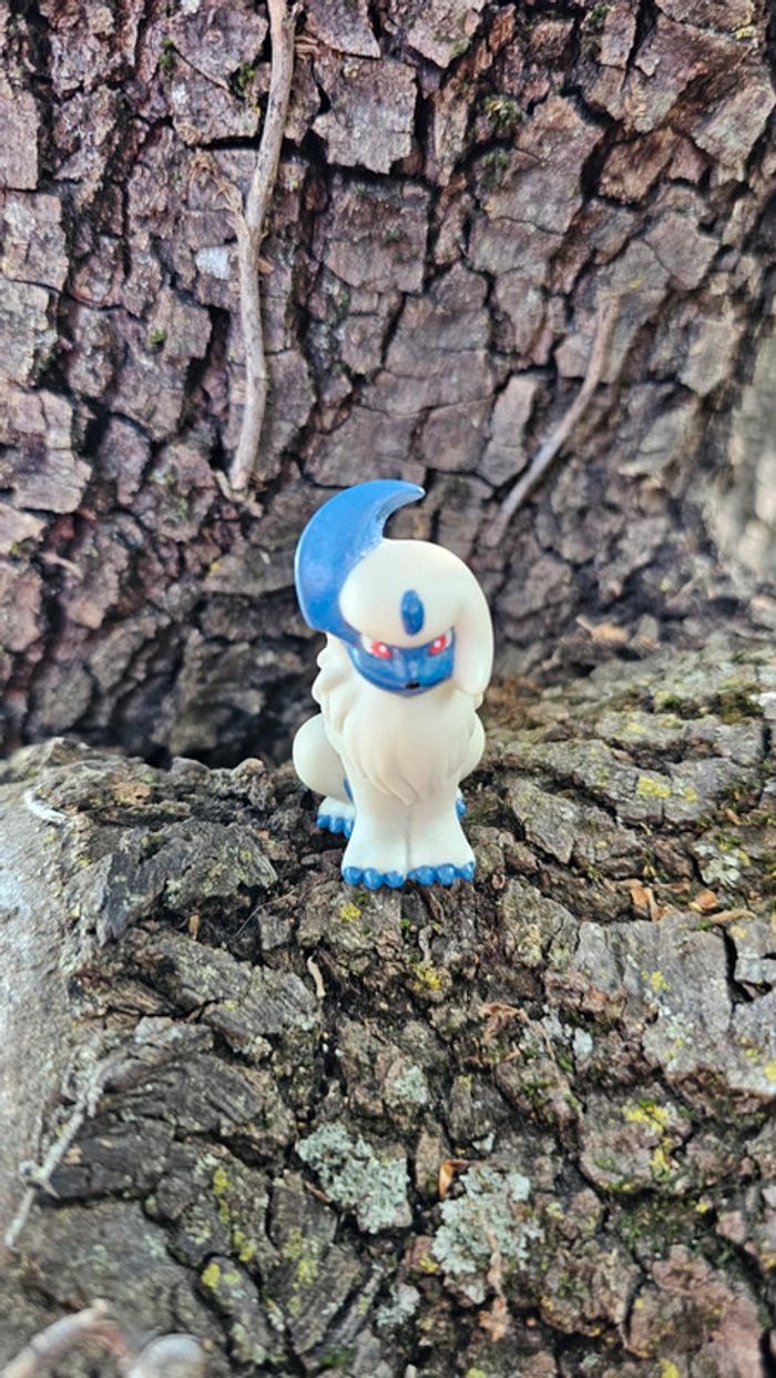 Super figurine Pokemon Nintendo finger puppet absol