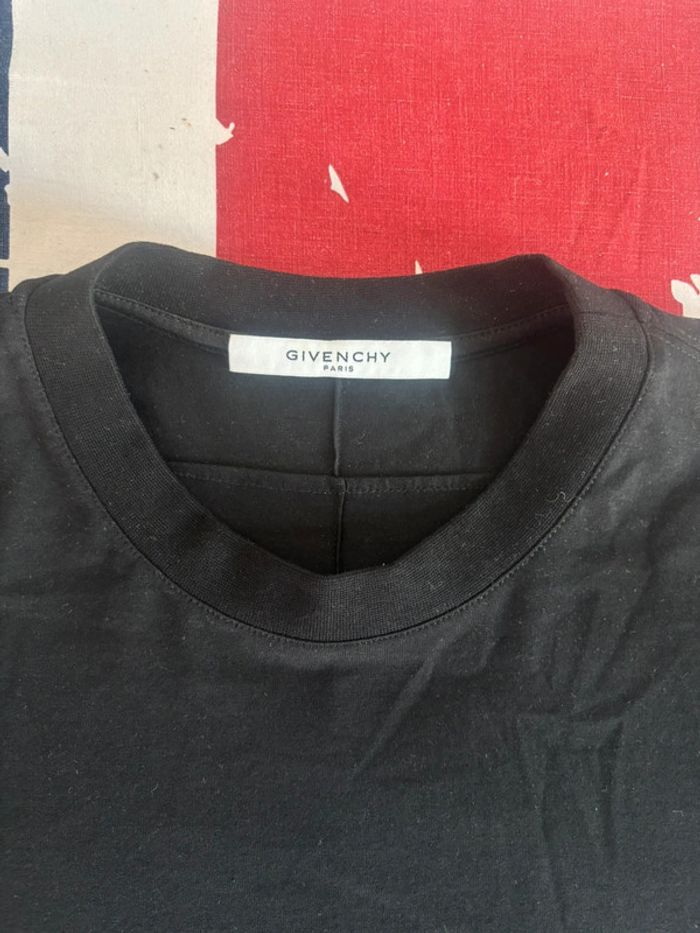 T-shirt Givenchy taille M noir avec motif crâne - photo numéro 2