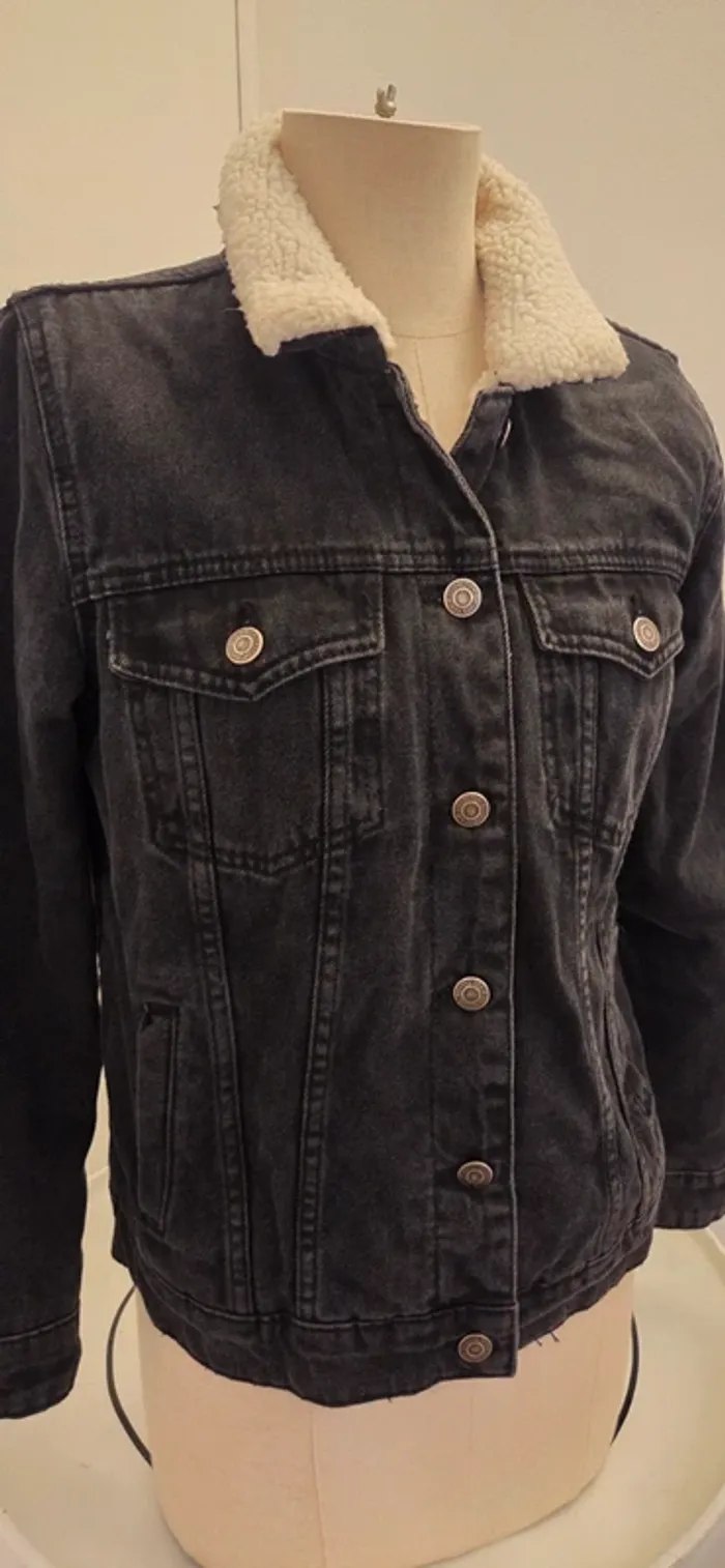 Veste en jean doublée effet mouton Bershka - photo numéro 8