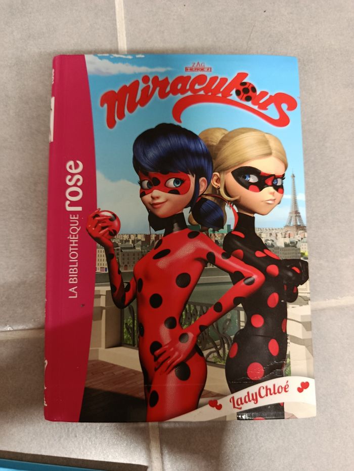 Lots livre miraculous - photo numéro 3