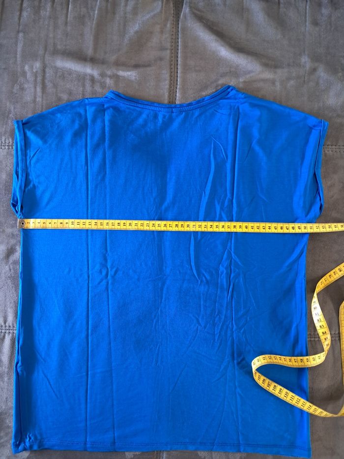 Top femme bleu - photo numéro 3