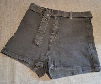 Short court noir - Jennyfer - taille 40
