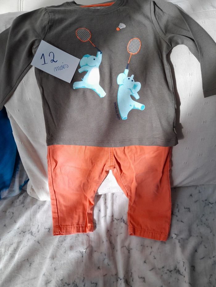 Magnifique ensemble coloré 12 mois neuf - photo numéro 4