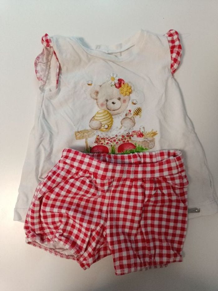 Ensemble tee shirt+ short 6 mois