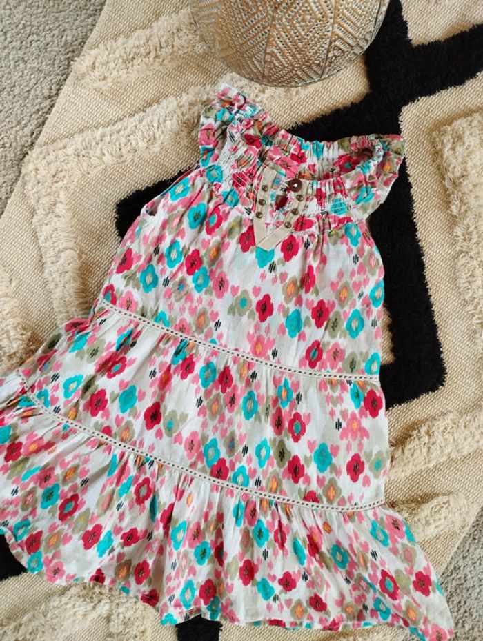 Robe fleurie et colorée 🌈
