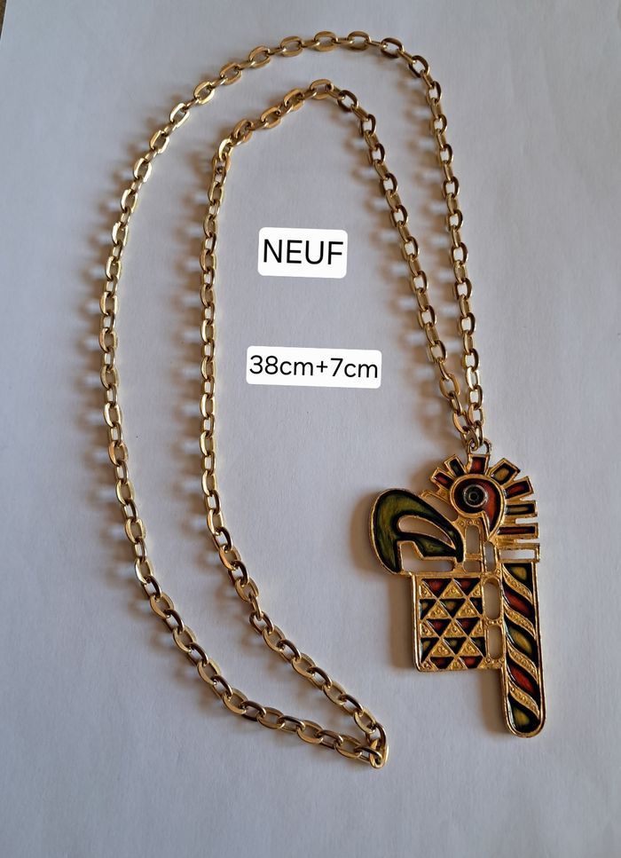 Colliers et broche fantaisie NEUFS pour femme - photo numéro 4