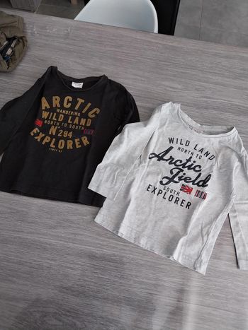 T-shirt manches longues tape à l'œil