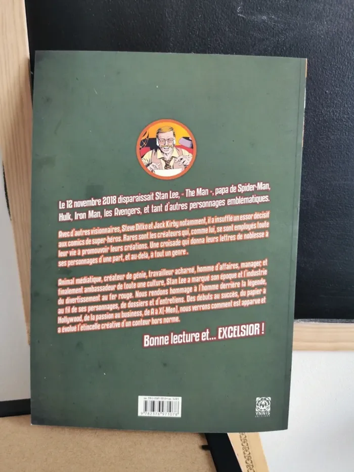 Livre Stan Lee. - photo numéro 2