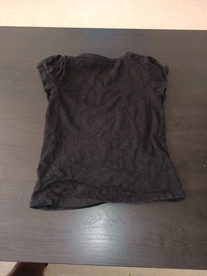 Tee shirts noir - photo numéro 2