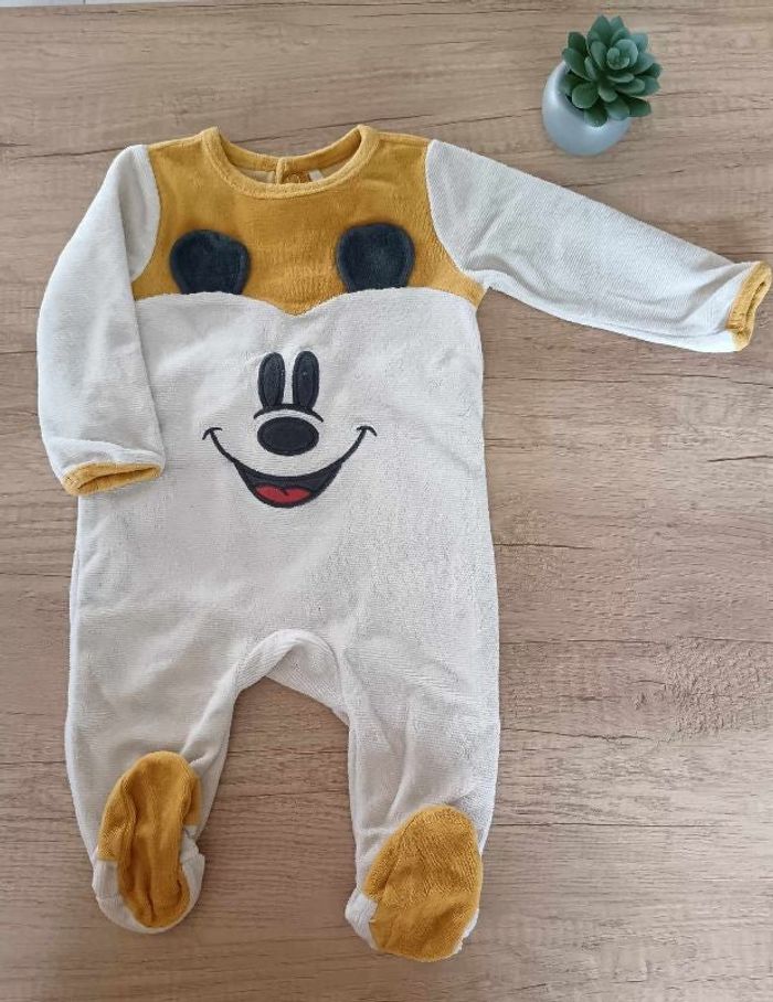 Pyjama Mickey