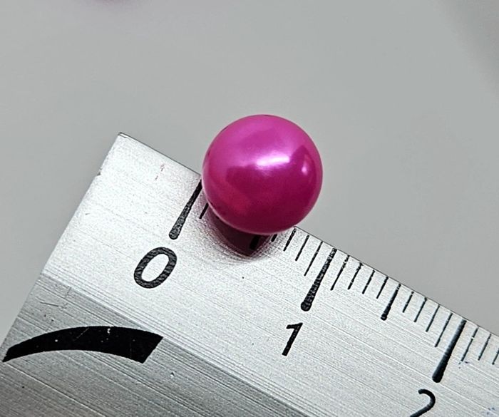Paire de boucles d'oreilles. Neuve. Boule rose 3 - photo numéro 4