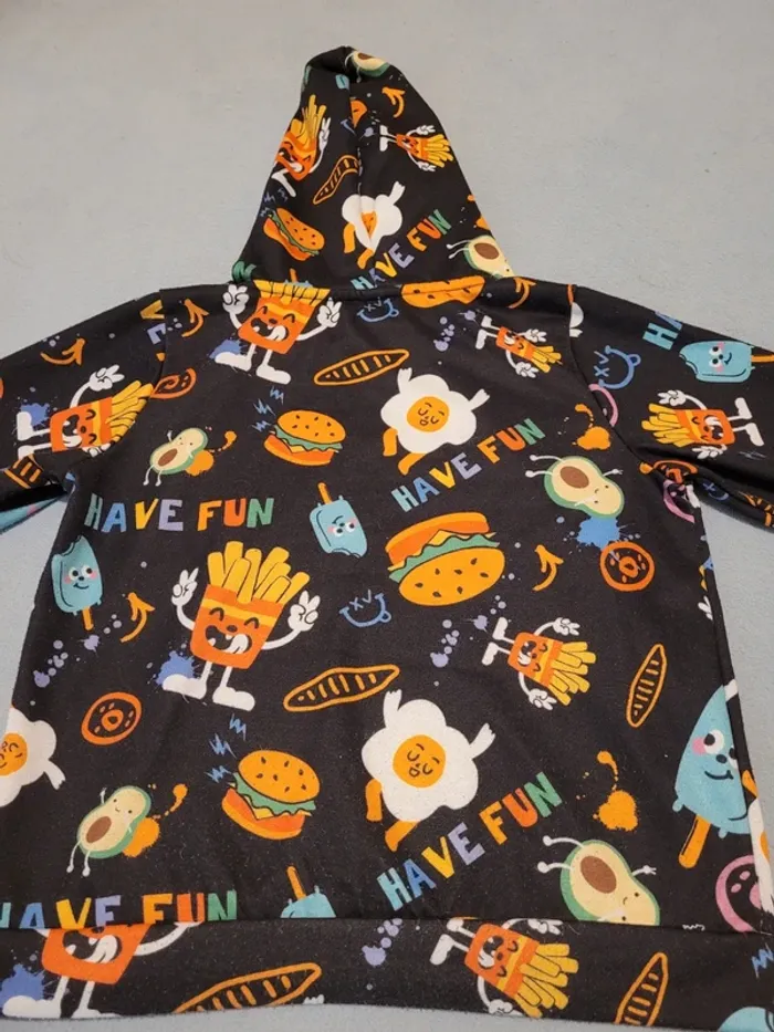 Sweat-shirt à capuche taille 7 ans - photo numéro 2