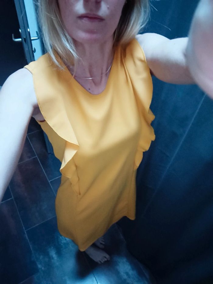 Jolie robe moutarde 36/38 - photo numéro 8