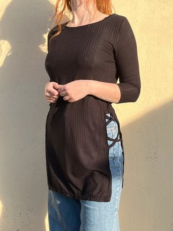 Haut ou robe 2en1 avec grandes fentes sur les côtés