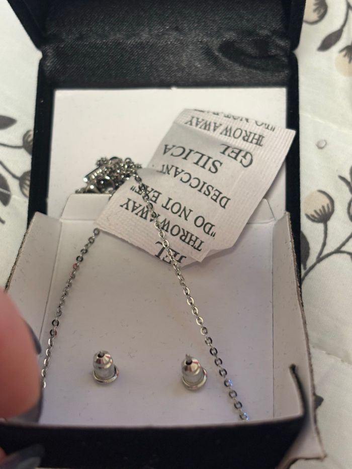 Ensemble bijoux neuf - photo numéro 2