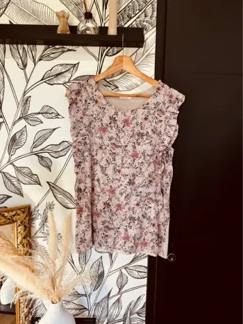 Taille 38 ~ M blouse / teeshirt femme Camaïeu beige et violet * floral * 🌷