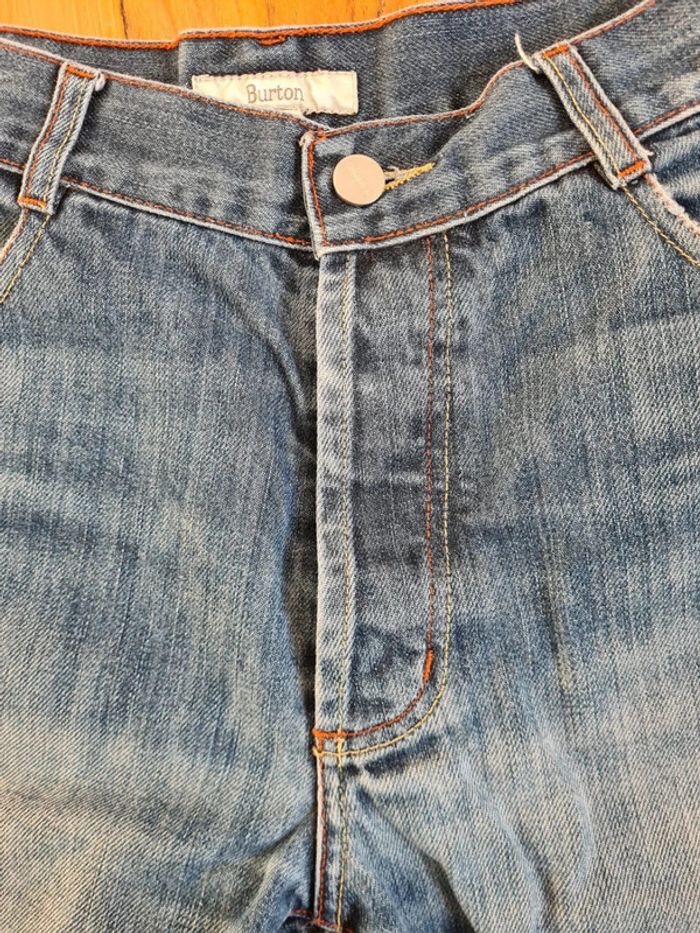 Short bermuda jeans Burton taille 38 - photo numéro 2