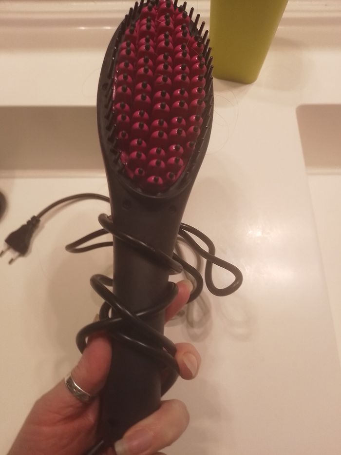 Brosse chauffante et lissante - photo numéro 2