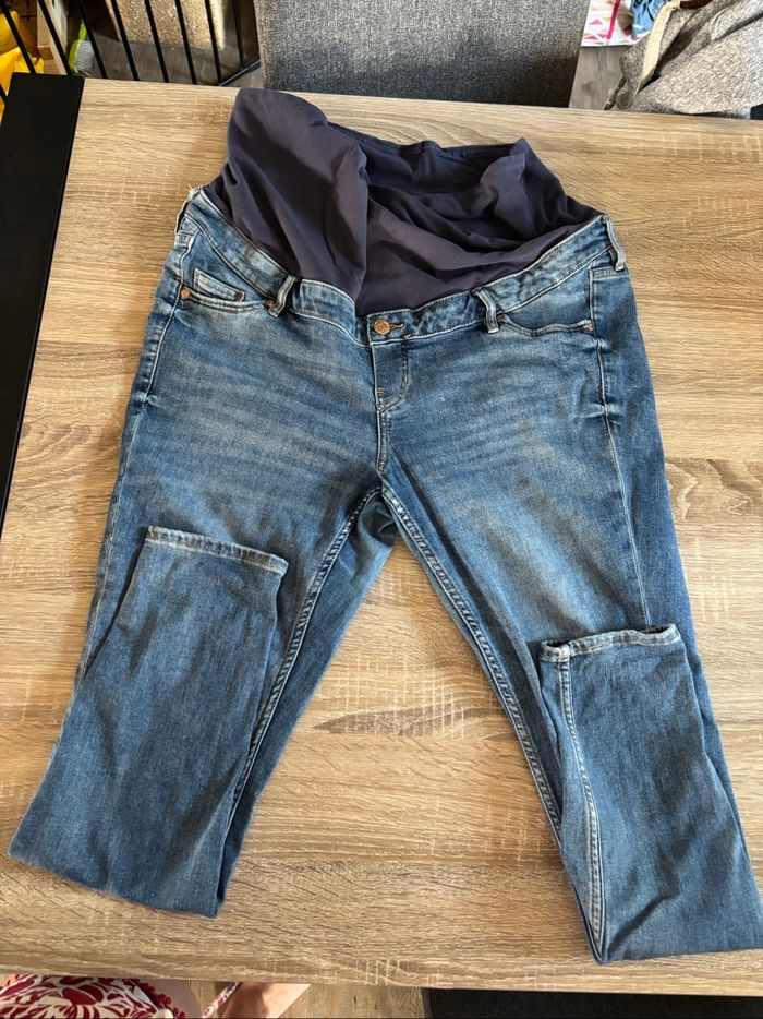 Lot jean grossesse et legging de grossesse 42/44