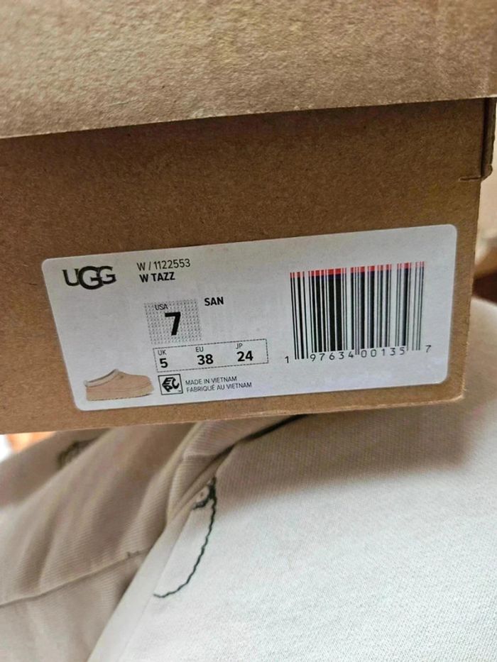 Ugg w tazz Taille 38 couleur sable - photo numéro 9