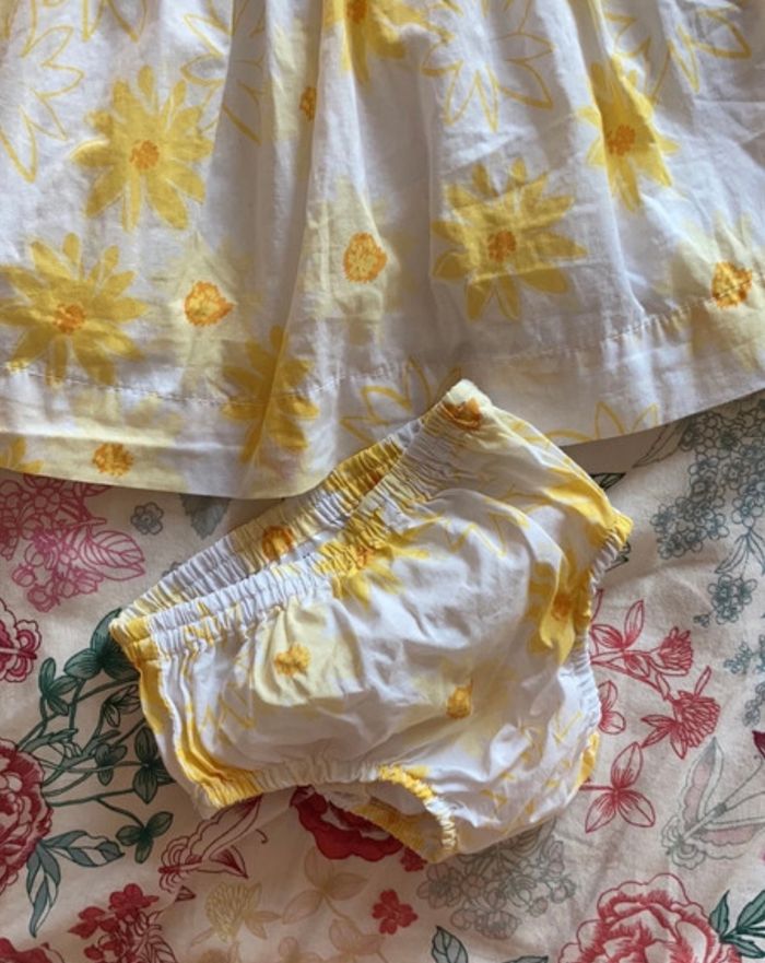 Robe fleurie - photo numéro 2