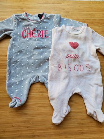 Lot 2 pyjamas velours 1 mois
