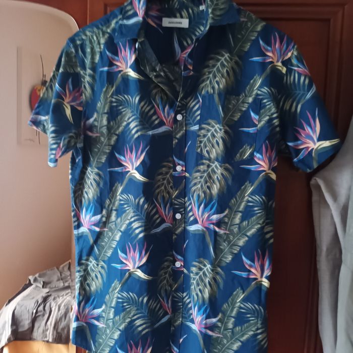Lot 4 hauts homme Taille M ...jolies marques !!! - photo numéro 8