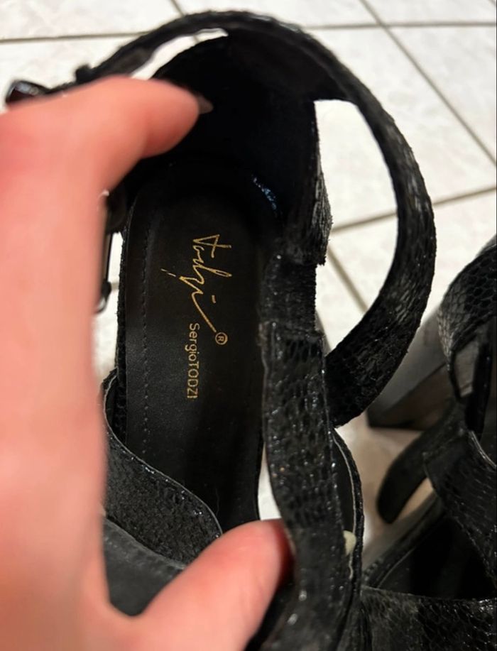 Chaussures à talons noires – Sergio Todzi – Pointure 40 - Très bon état - photo numéro 3