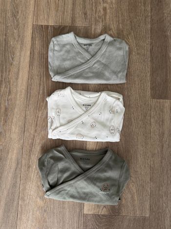 Lot de 3 bodies bébé taille 6 mois - KIABI