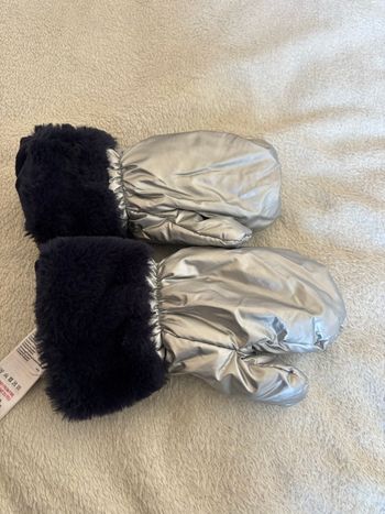 Moufles argentées jacadi neuves taille 2